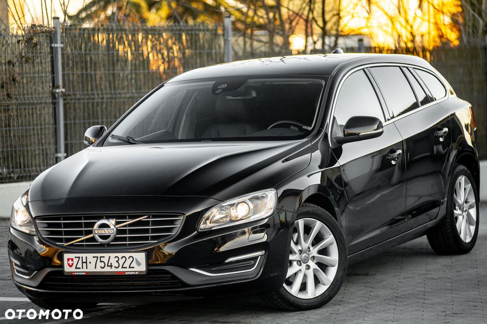 Volvo V60 D3 Geartronic Summum - 4