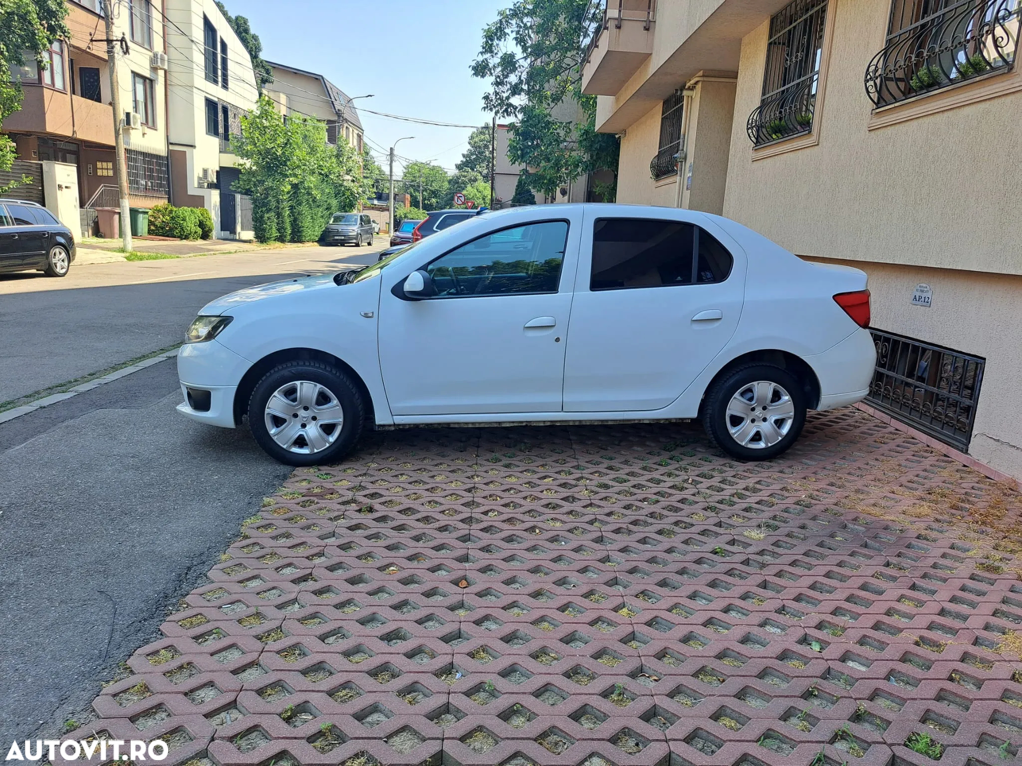 Dacia Logan 1.5 90CP Laureate - 6