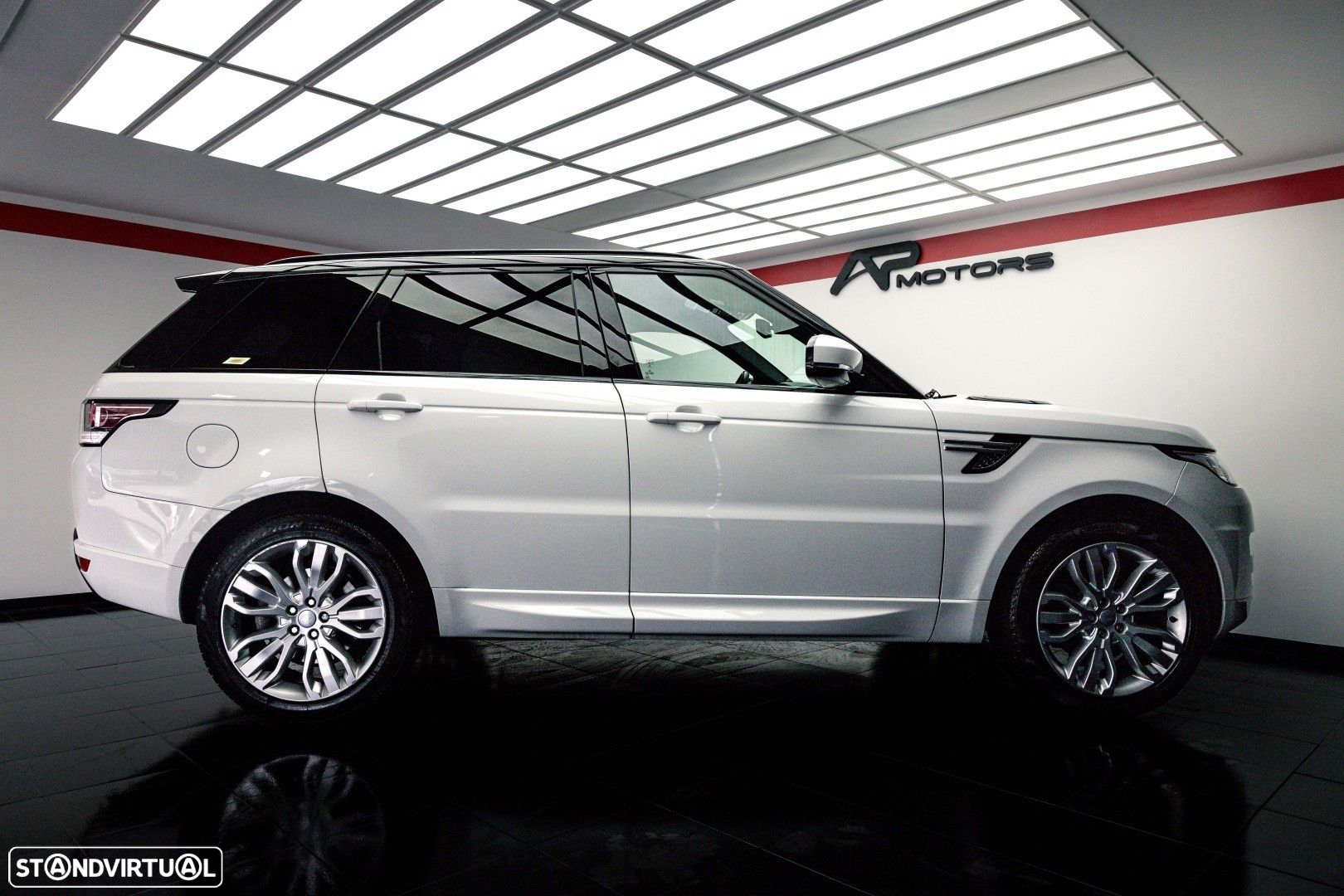 Land Rover Range Rover Sport 3.0 TDV6 HSE Dynamic - 14