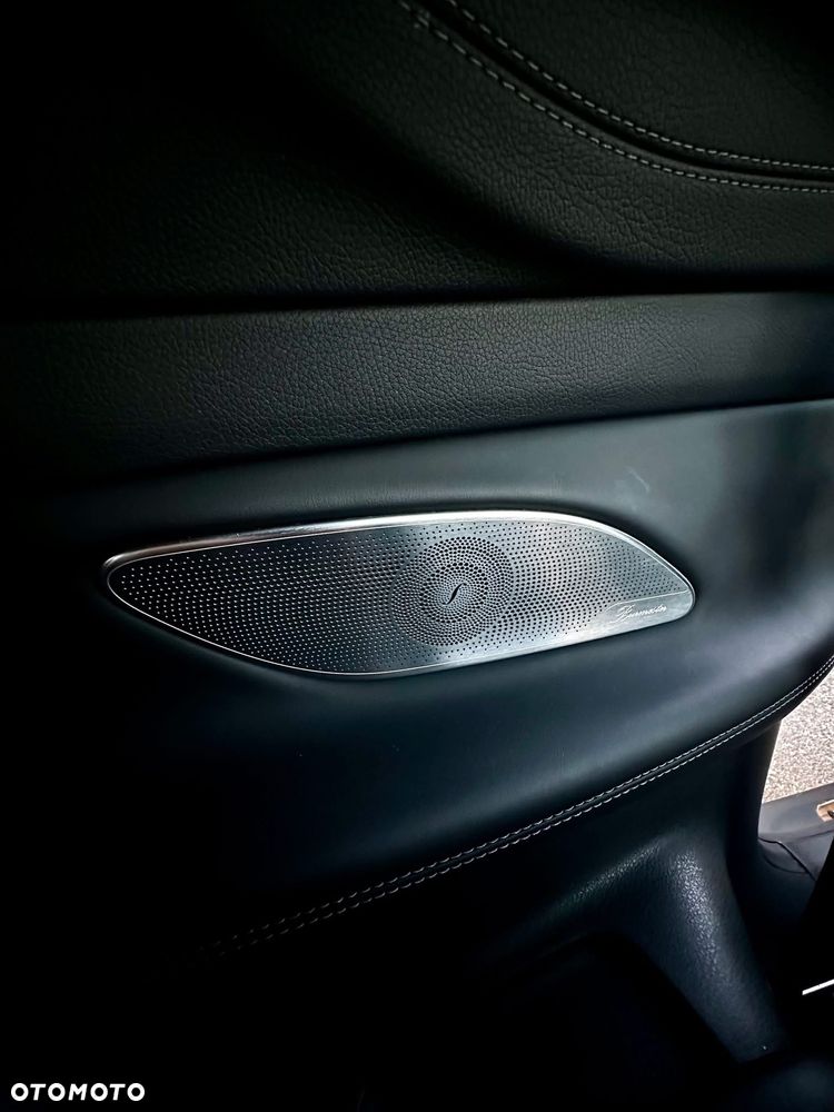 Mercedes-Benz Klasa E 220 d 4-Matic 9G-TRONIC - 25