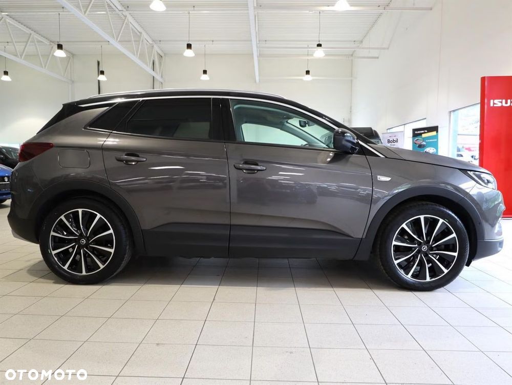 Opel Grandland X Plug-in-Hybrid4 1.6 DI Start/Stop Ultimate - 4