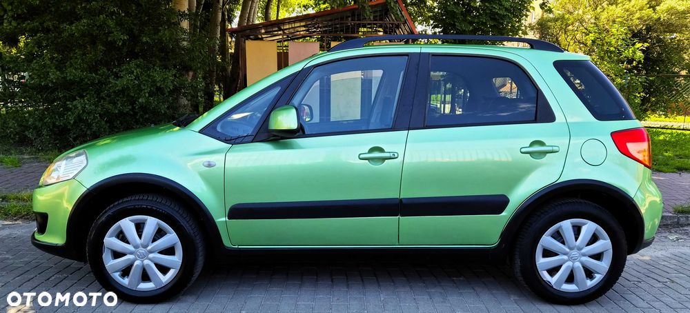 Suzuki SX4 - 4