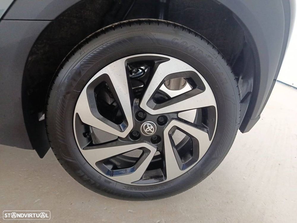 Toyota Aygo X 1.0 Envy CVT - 11
