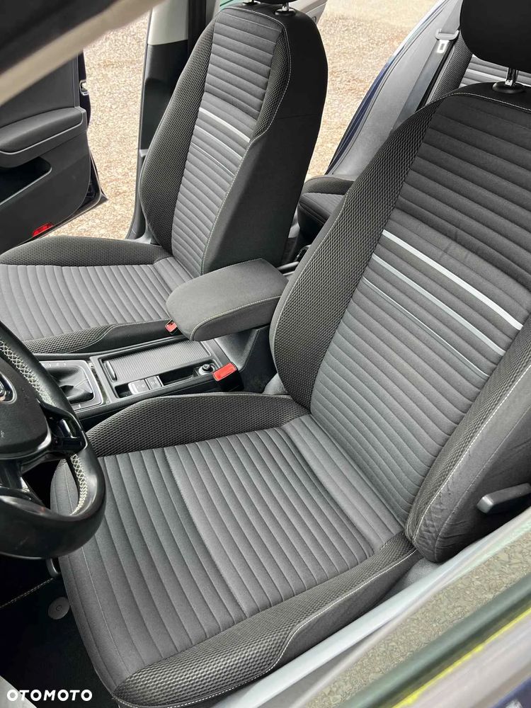 Volkswagen Golf Variant 1.6 BlueTDI Cup - 6