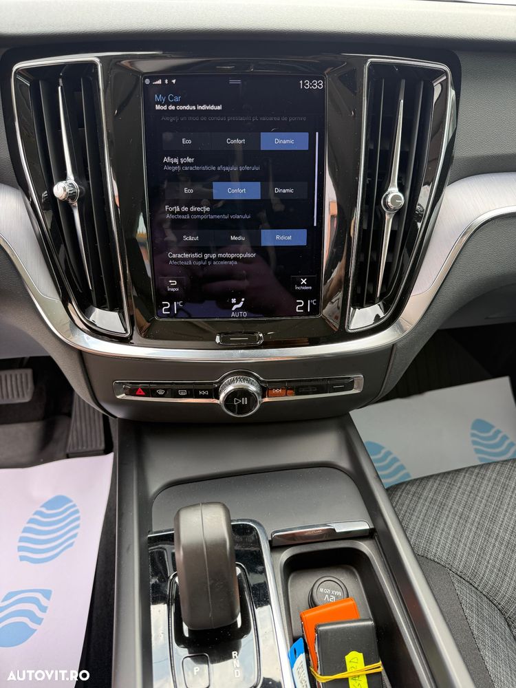 Volvo V60 B4 D Geartronic Momentum Pro - 25