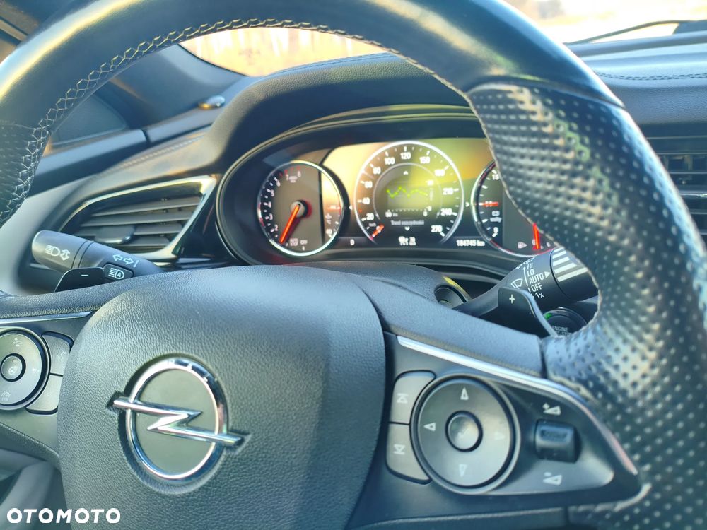 Opel Insignia 2.0 T 4x4 Exclusive S&S - 15