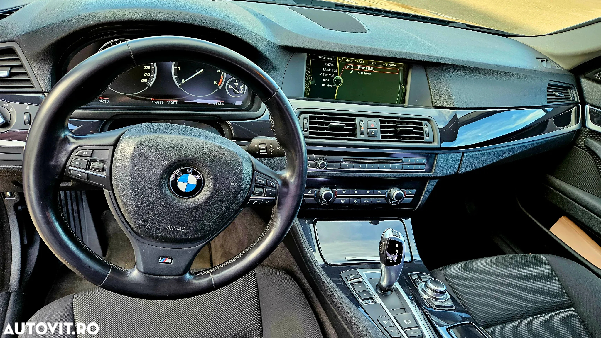 BMW Seria 5 525d xDrive - 9