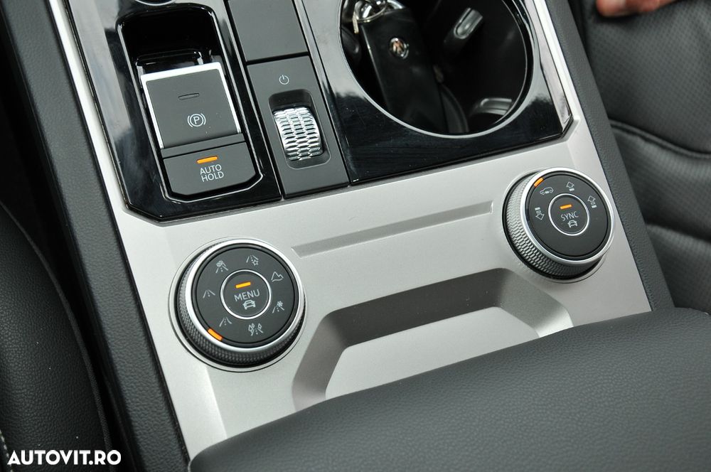 Volkswagen Touareg V6 TDI R-Style - 20