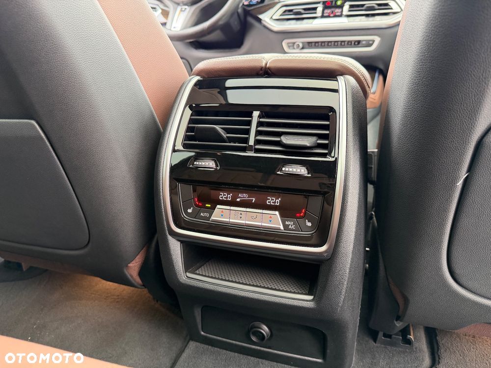 BMW X5 xDrive45e sport - 30