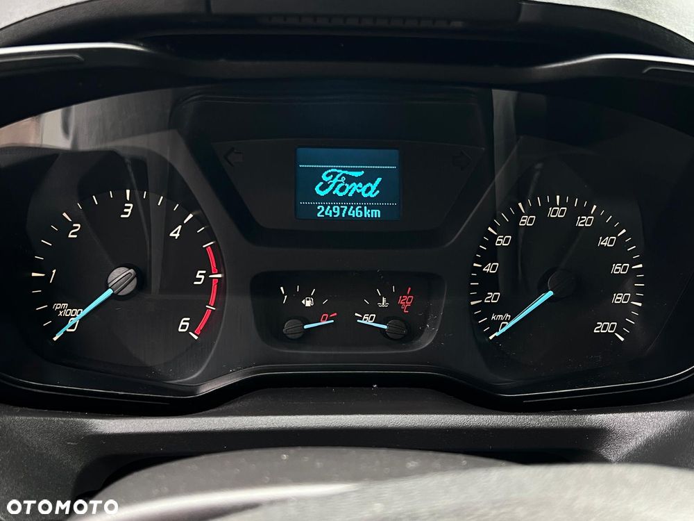 Ford TRANSIT CUSTOM L2H1 2,0 TDCI 130KM BEZWYPADKOWY - 39