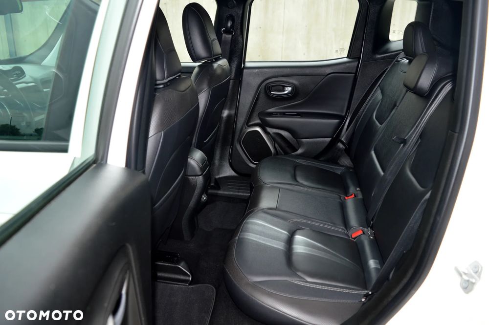 Jeep Renegade - 11