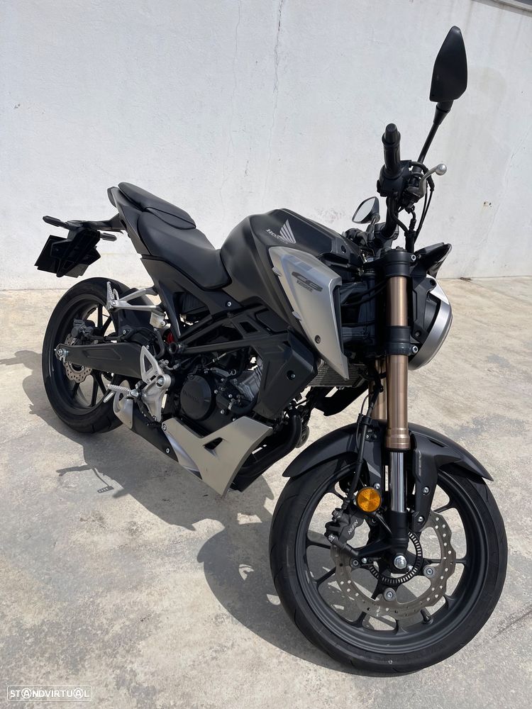 Honda CB CB125R - 2