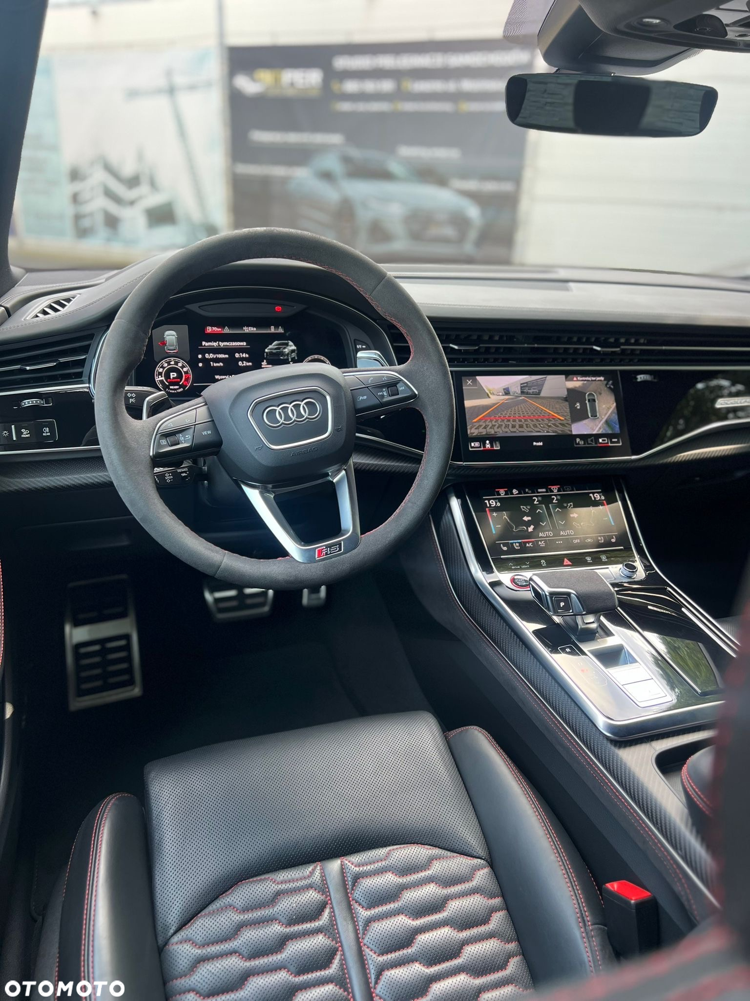 Audi RS Q8 - 7