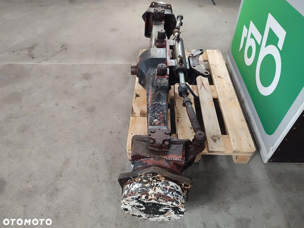 Most napędowy  3426798  Valtra  VALMET 8400 - 3
