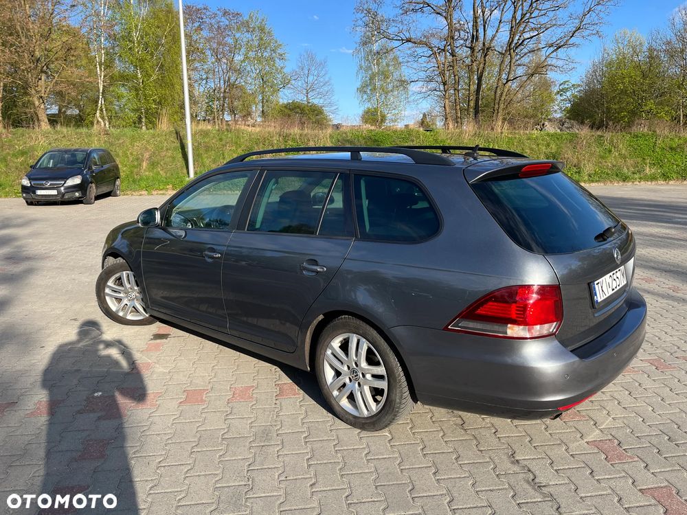 Volkswagen Golf - 5
