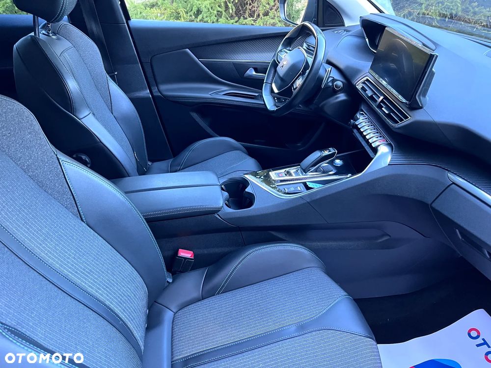 Peugeot 3008 225 e-EAT8 Allure - 16