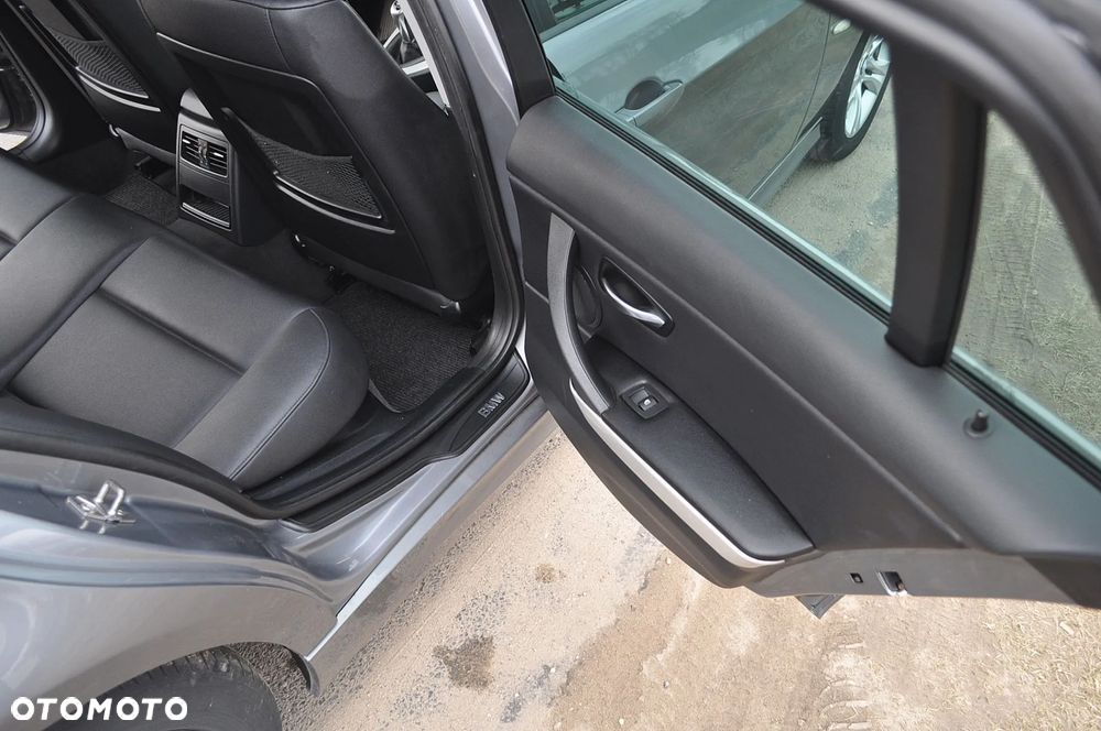 BMW Seria 3 316d Modern Line - 17