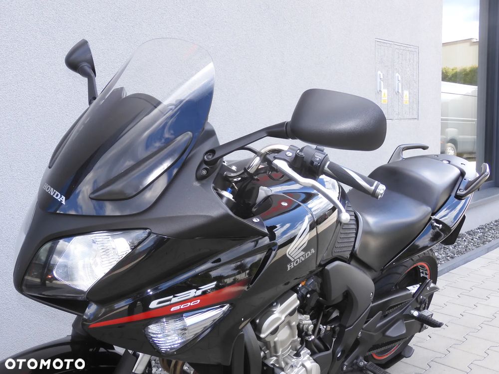 Honda CBF - 23