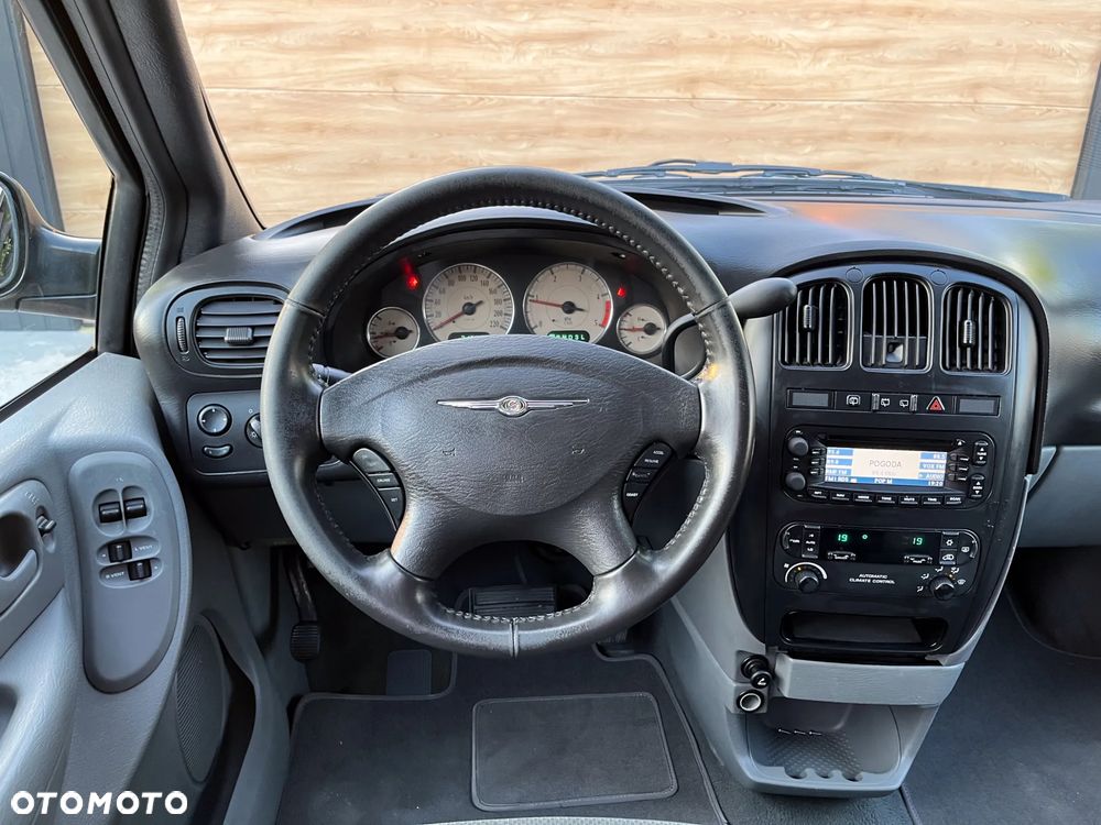 Chrysler Grand Voyager 2.8 CRD SE S&G - 30