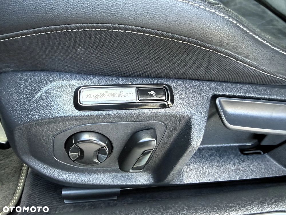 Volkswagen Arteon 2.0 TSI OPF DSG R-Line - 17