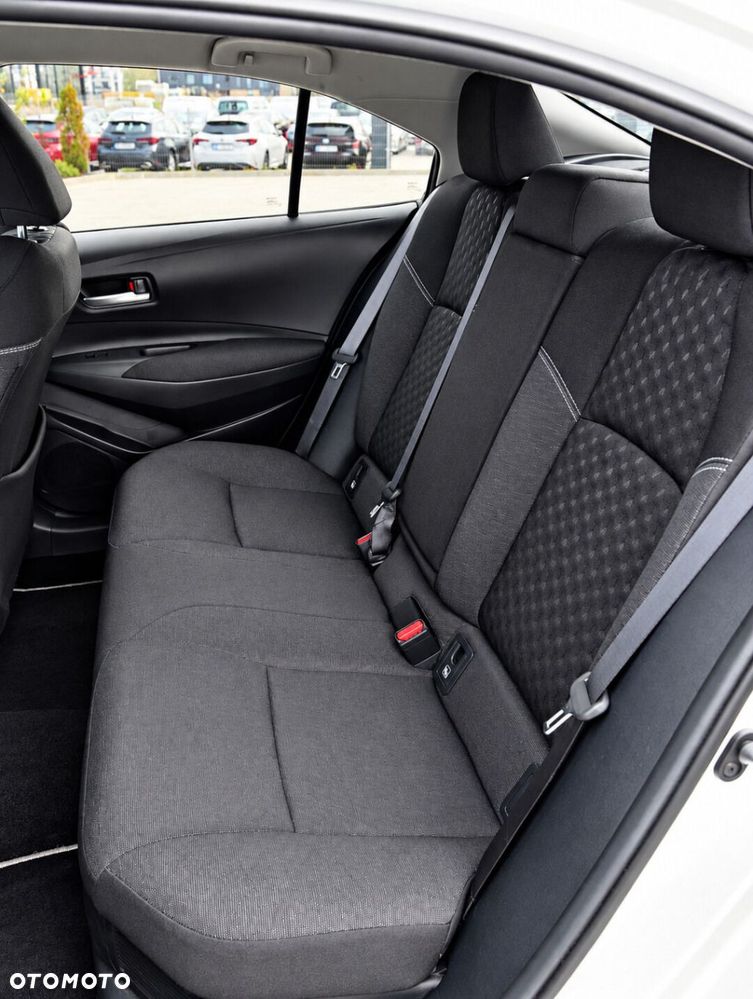 Toyota Corolla 1.8 Hybrid Style - 23