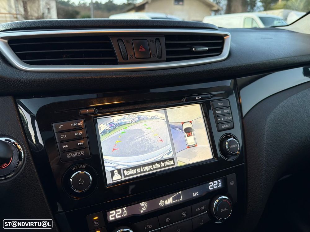 Nissan Qashqai 1.5 dCi N-Connecta - 12