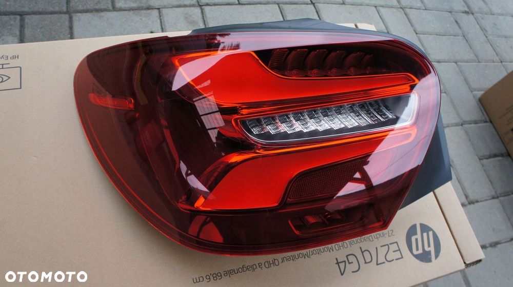 TYLNA LEWA PRAWA LAMPA MERCEDES A KLASA W176 LIFT LED - 2
