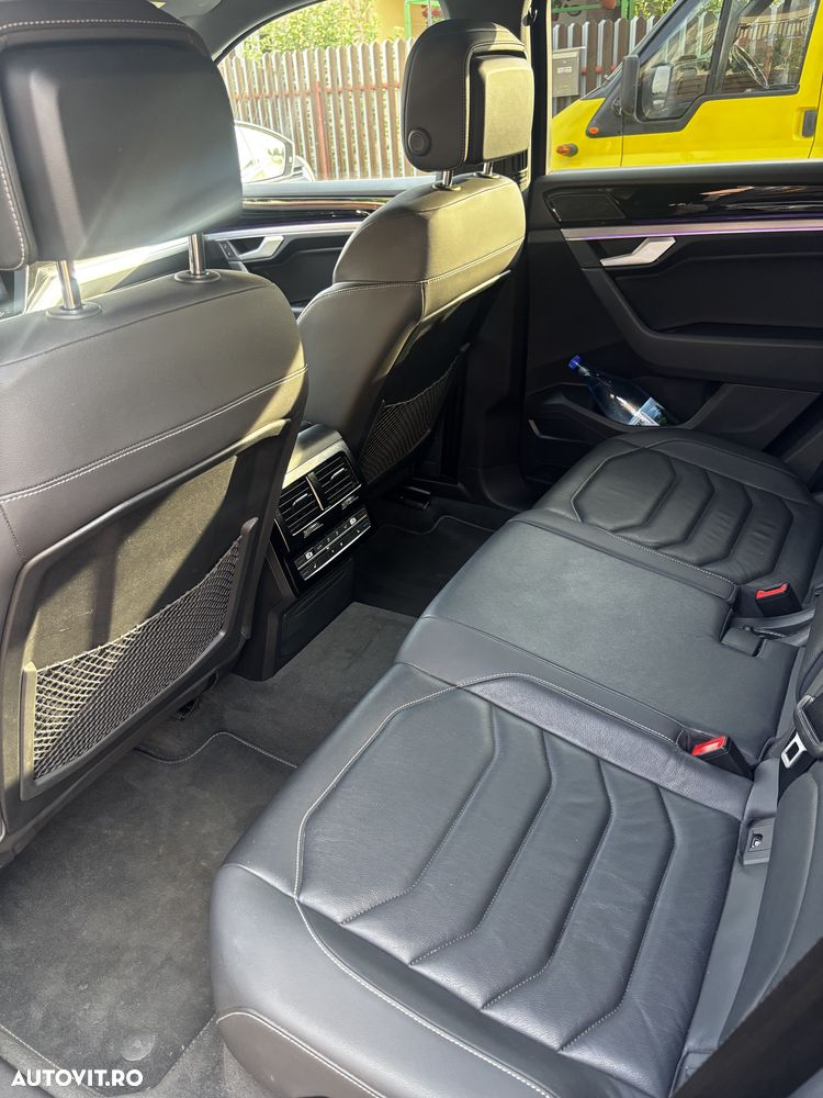 Volkswagen Touareg 3.0 V6 TDI 4Motion DPF Automatik R-Line - 20