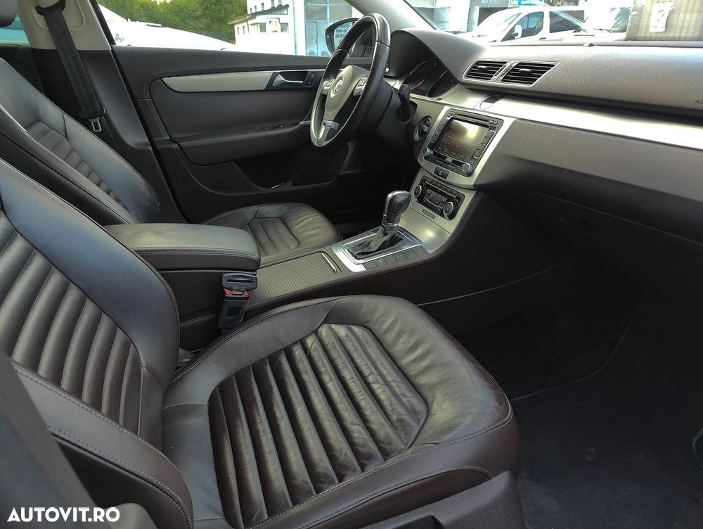 Volkswagen Passat Variant 2.0 TDI BlueMotion Technology DSG Highline - 7
