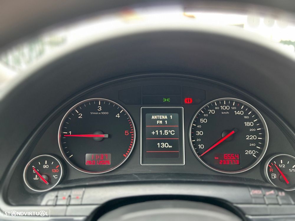 Audi A4 Avant 1.9 TDI M6 Sport - 22