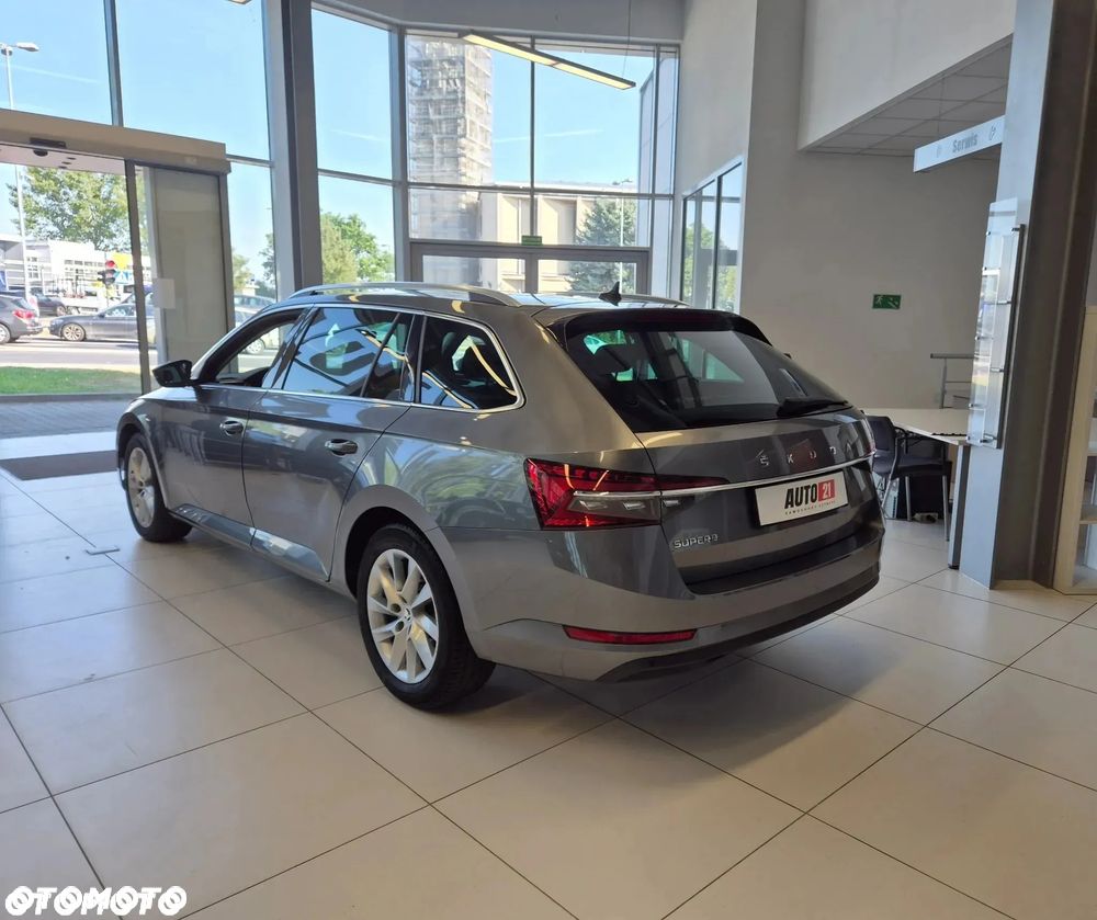 Skoda Superb 1.5 TSI Ambition DSG - 6
