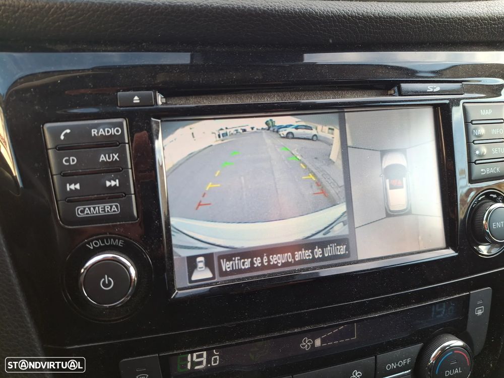 Nissan Qashqai 1.5 dCi N-Connecta RS+PS - 11