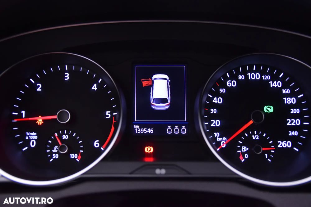 Volkswagen Passat - 10