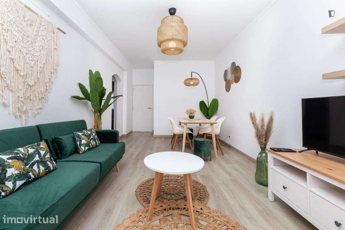 Apartamento com 2 quartos - localizado em Faro - Grande imagem: 4/21