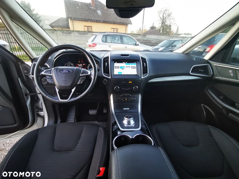 Ford S-Max 2.0 EcoBlue Titanium - 9
