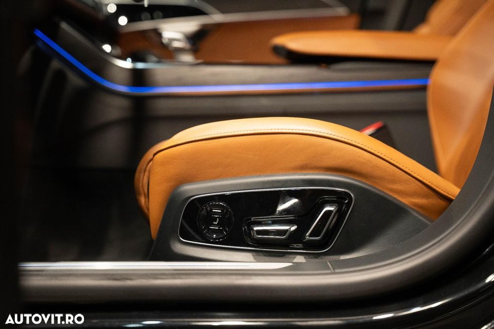 Audi A8 55 TFSI quattro Tiptronic MHEV - 26