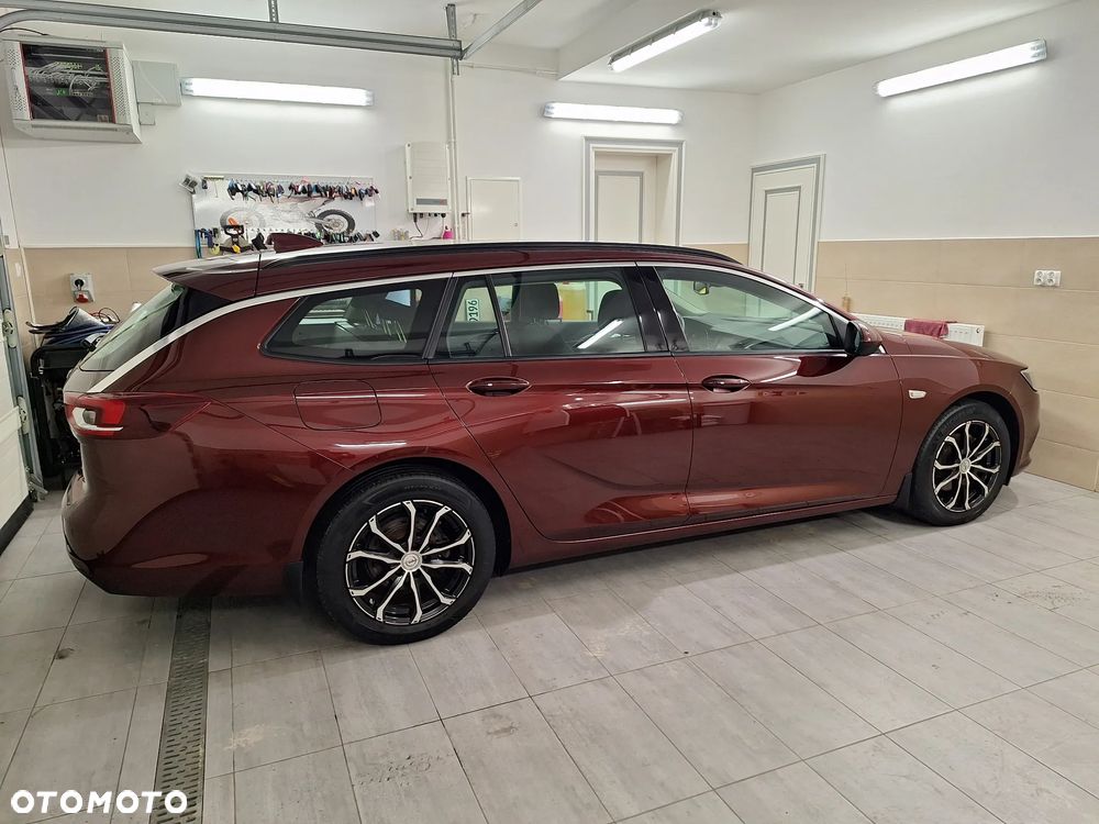 Opel Insignia 1.5 T Exclusive S&S - 11