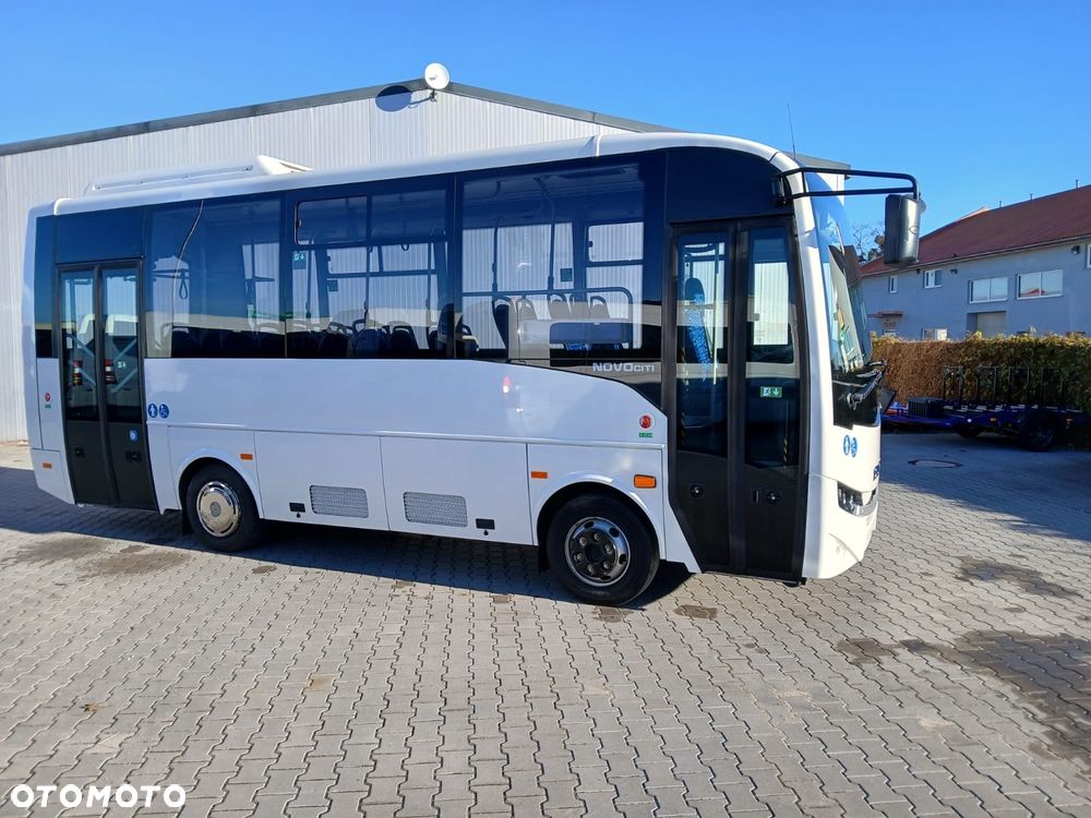 Isuzu Novo City midi - 2