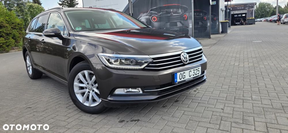 Volkswagen Passat Variant 2.0 TDI BMT Highline - 20