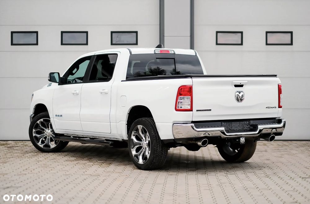 RAM 1500 Crew Cab Shortbed Bighorn - 10