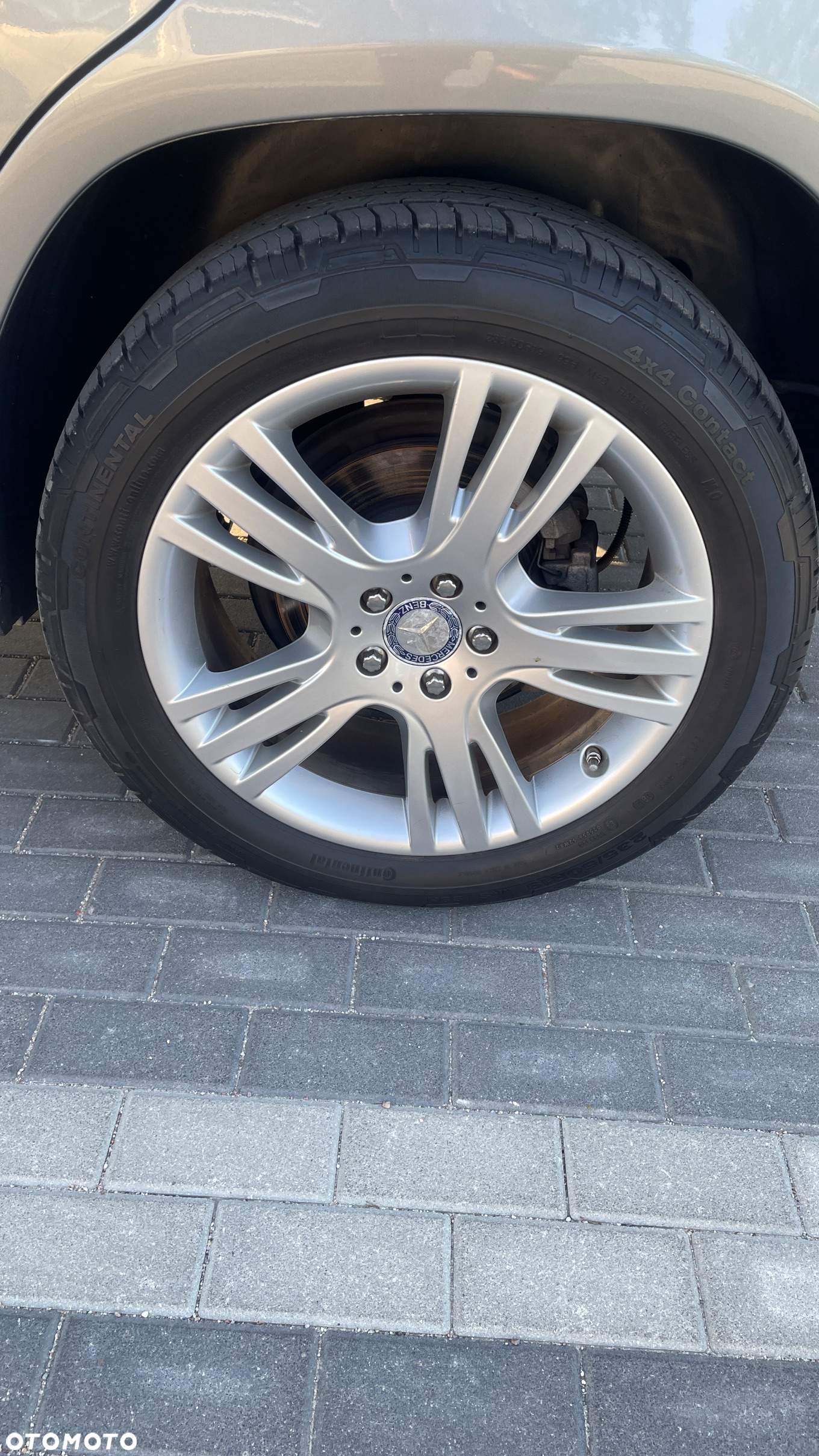 Mercedes-Benz GLK 350 4-Matic - 12