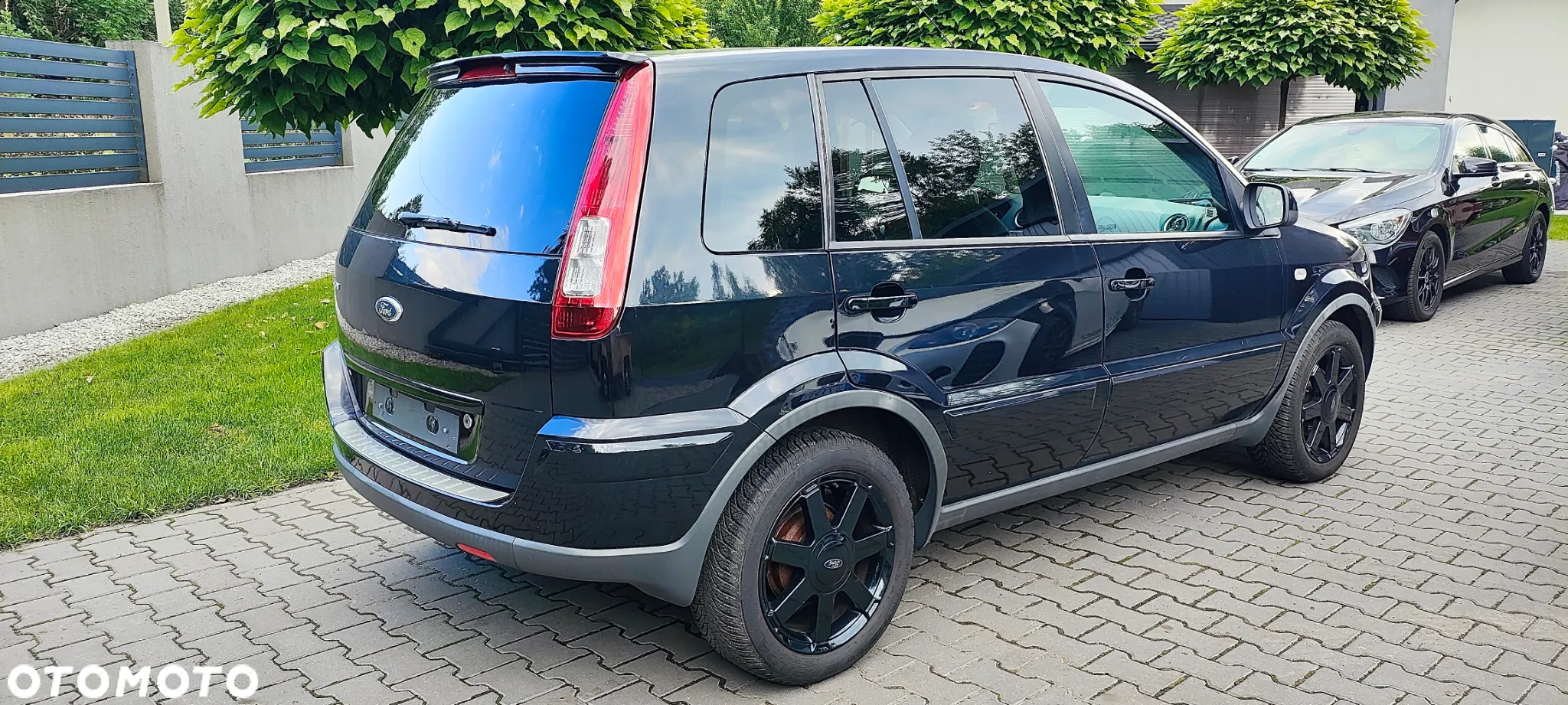 Ford Fusion 1.25 Black Magic - 4