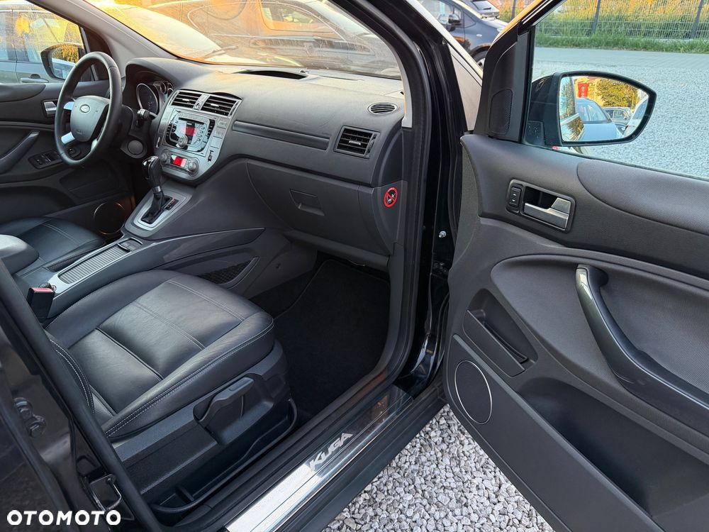 Ford Kuga 2.5 4x4 Titanium - 31
