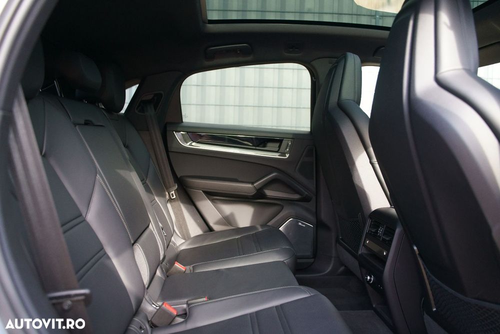 Porsche Cayenne Coupe S E-Hybrid Tiptronic S - 11
