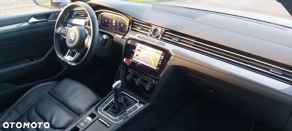 Volkswagen Arteon 2.0 TDI SCR DSG R-Line Edition - 16