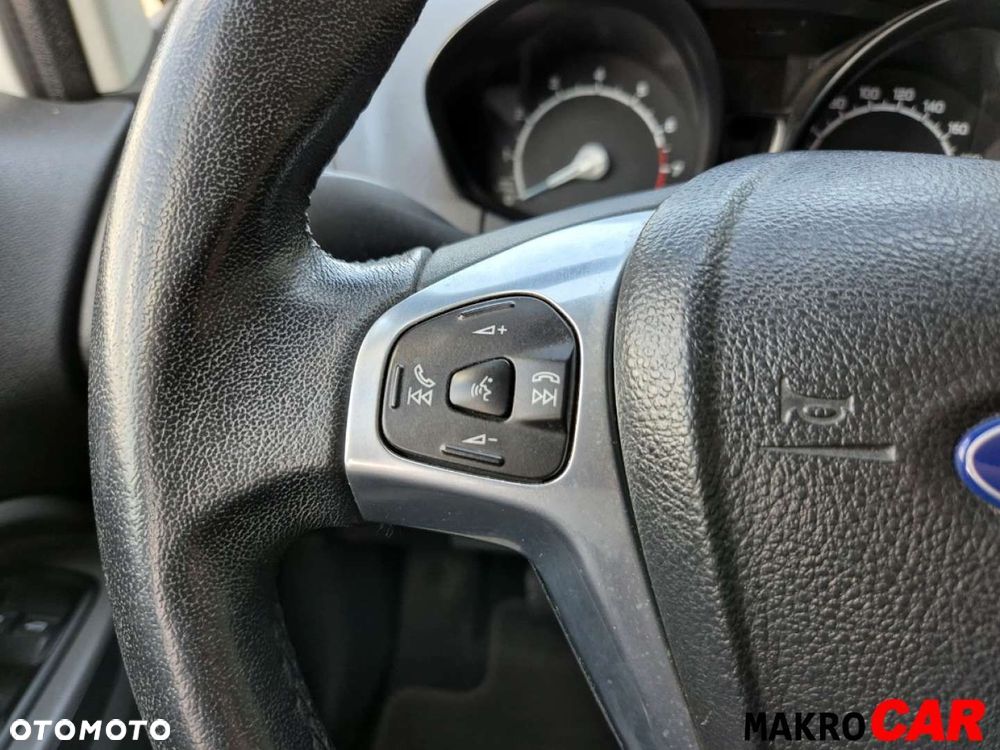 Ford EcoSport - 8