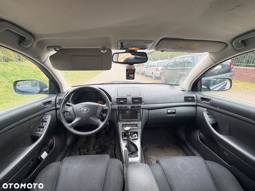 Toyota Avensis 2.0 D-4D Platinium - 15