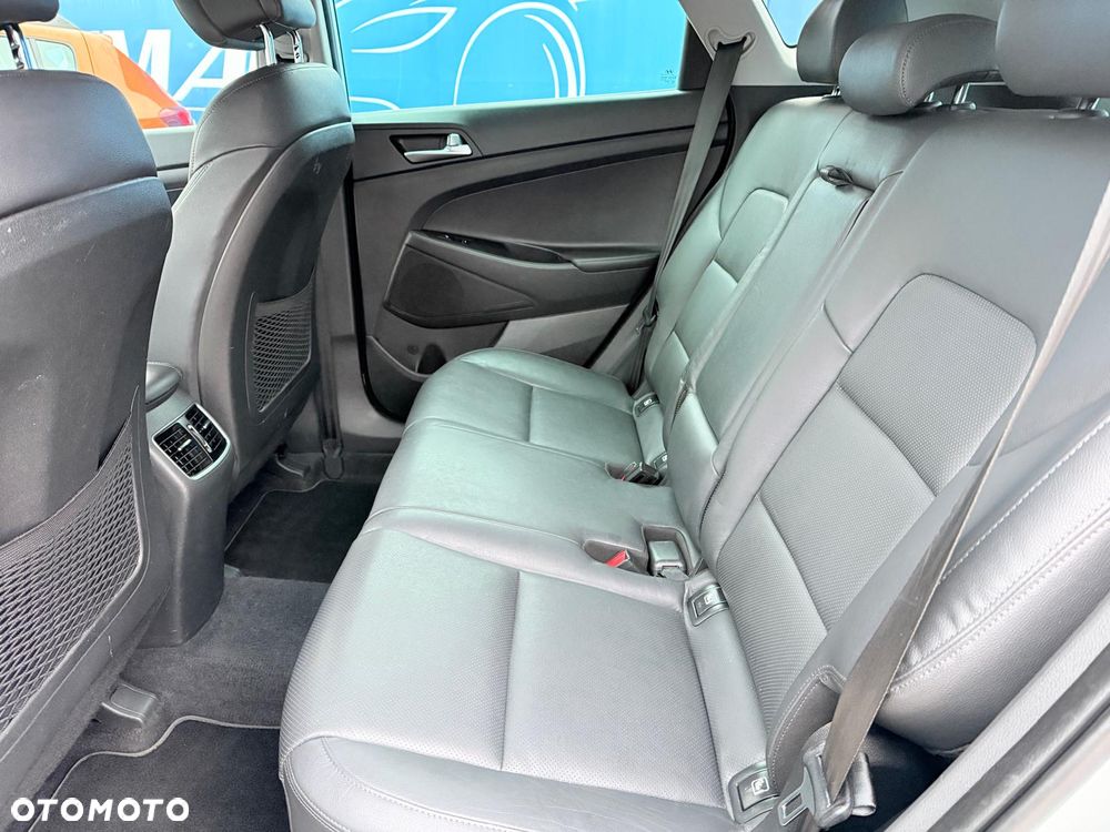 Hyundai Tucson 2.0 CRDI 2WD Style - 13