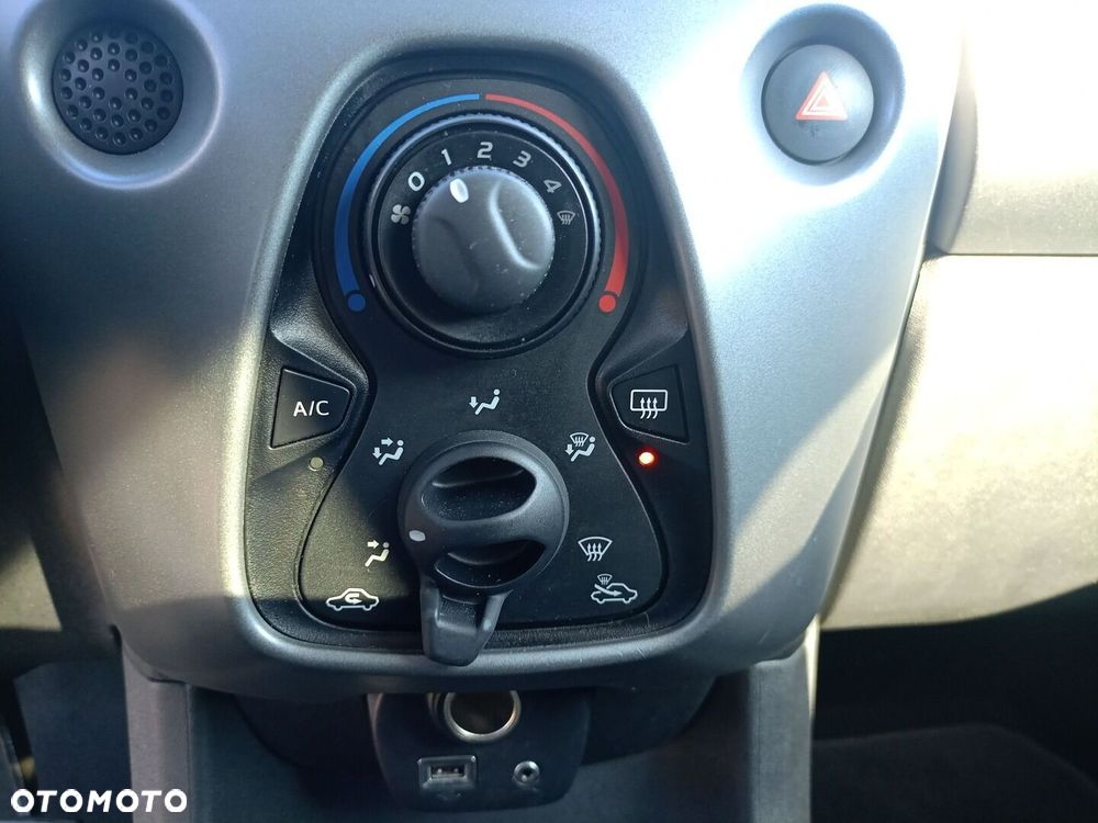 Toyota Aygo - 15