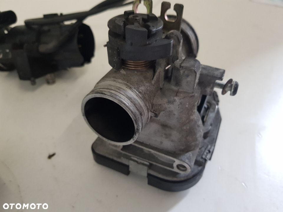 Piaggio MP3 Yourban 300 Stacyjka Kluczyk Moduł Przepustnica Sterownik - 9